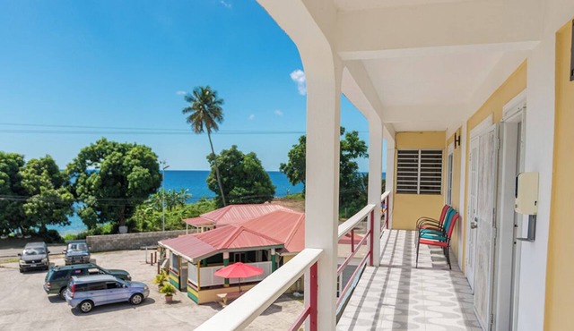Breathtaking Seafront, 5 bdrm Guesthouse in Jimmit. Perfect for groups.