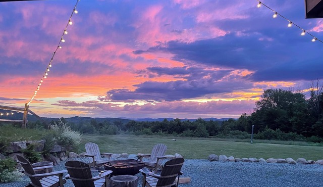 Breathtaking sunsets minutes from everything the White Mountains have to offer!