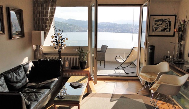 Breathtaking View for a Romantic Stay