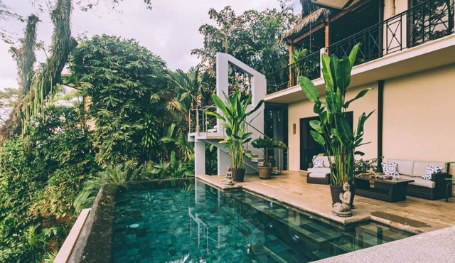 Breathtaking Views-2 pools-Dominical-100MBinternet