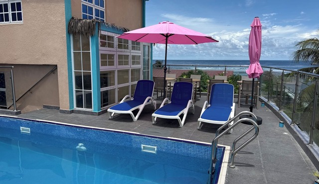 Breeze Haven Surf Retreat
