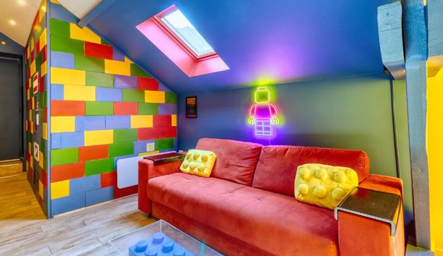 BRICKIMMERSION Suite Luxe - Cinéma Privé - Billard - Secret Room - Geek - 10min Fontainebleau - 25min Paris