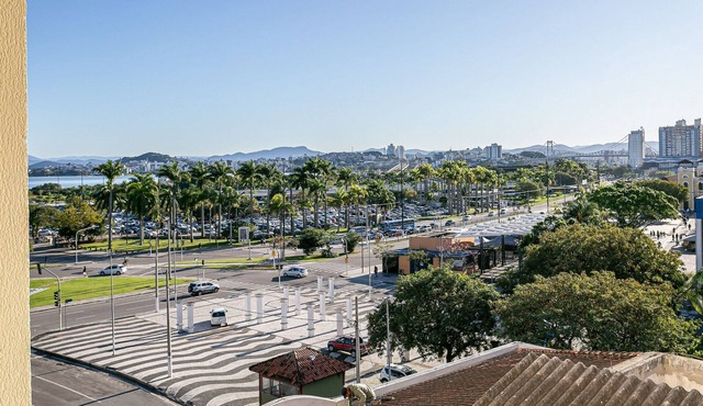 Bridge View | 250m from the Public Market #CA81