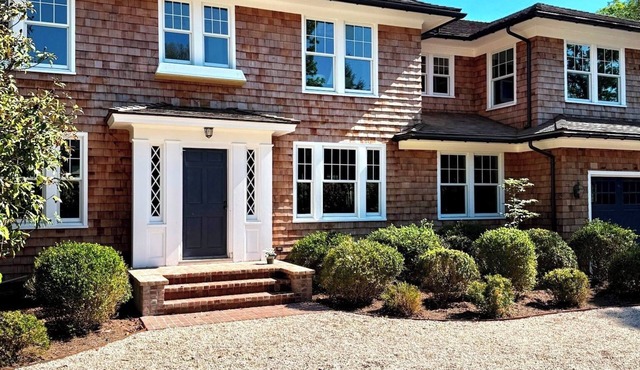 Bridgehampton Village Historical with Beautiful Yard/Heated Pool, Walk to Town!