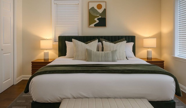 Bridgeport Basecamp Comfy Peaceful Sleeps 10+