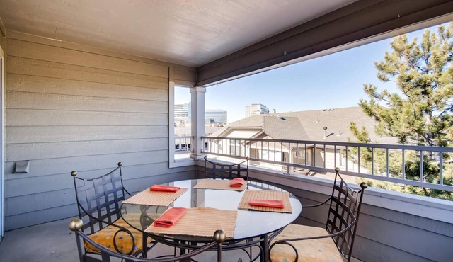 Bridgwater 2 Bdrm in heart of DTC