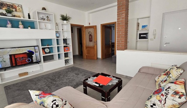 Bright and comfortable apartment in Verbania, ideal for couples and families