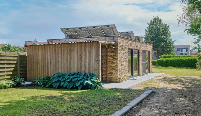 Bright and modern studio in Mol