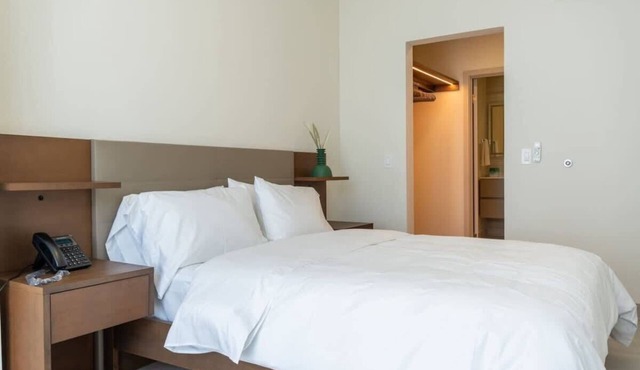 Bright and Spacious 2 Bedroom Apartment in Panama