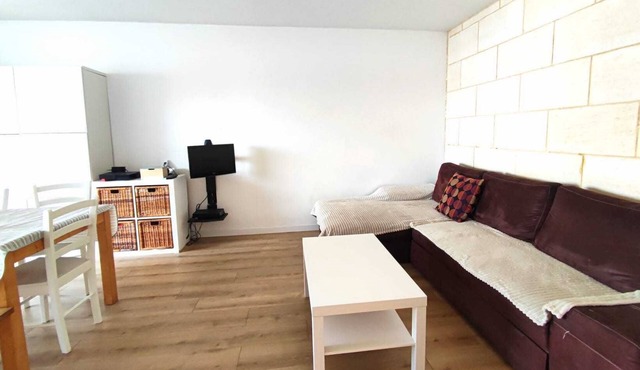 Bright apartment with terrace
