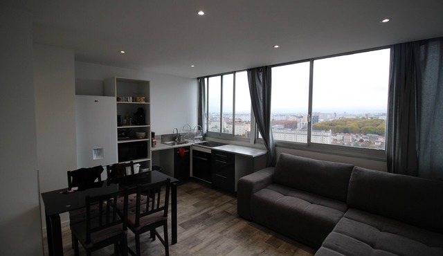 BRIGHT APARTMENT WITH SUPERB VIEW