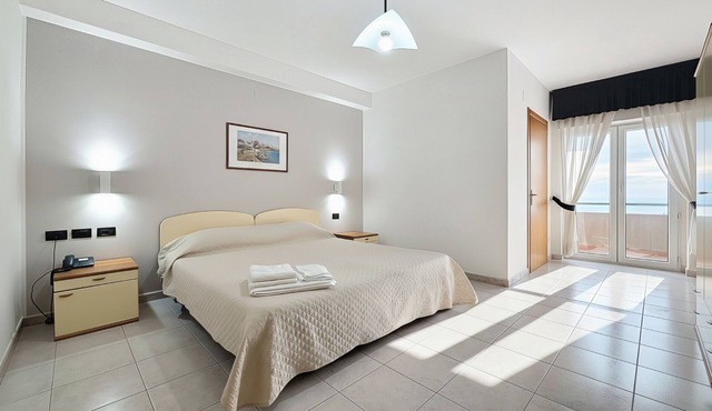 Bright B&B with Sea View Balcony - 225 - Santangelo - Pool