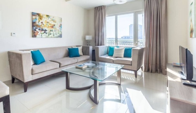 Bright & Beautiful 2BR Apartment in Jebel Ali