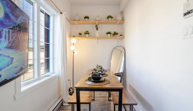 Bright & Beautiful 3 Bedroom in Griffintown