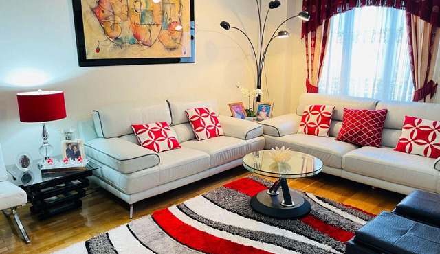 Bright & Beautiful 3BR Getaway
