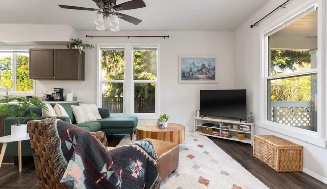 Bright Boho Retreat | 2BR w/Natural Light & Cozy Vibes
