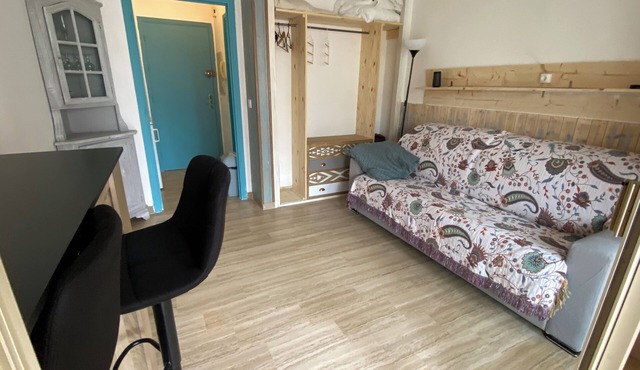 Bright Cannes Studio – Walk to Beach, Palais & Shopping