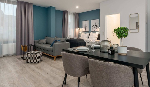 ☆BRIGHT: Central Studio for 4 | Kitchen | Parking
