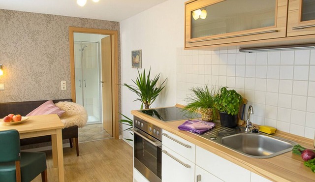 Bright, comfortable apartment 50m ², a few minutes to Old Town