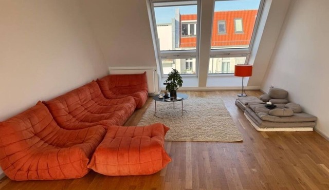 Bright designer loft with terrace in Friedrichshain