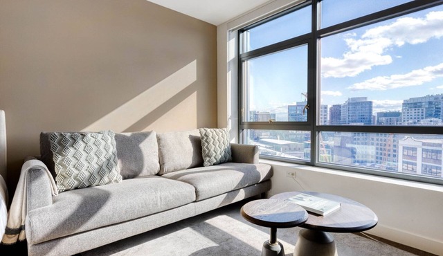 Bright Fenway Studio w/W/D, Roof & Gym, nr Fenway Park, by Blueground