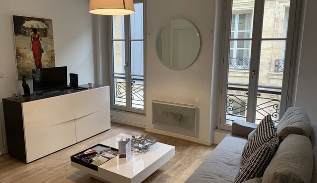 Bright flat in the heart of the city, prestigious location