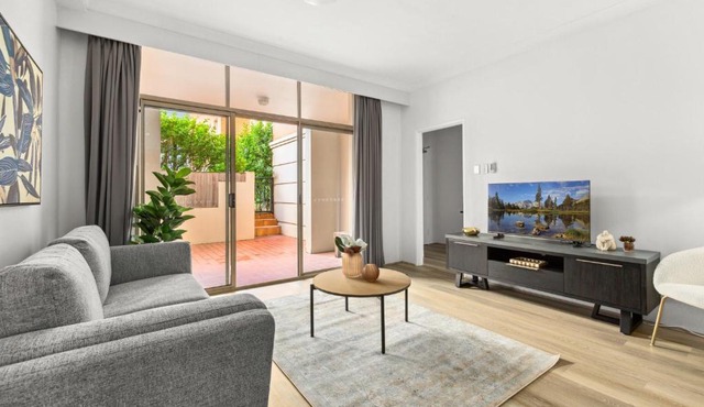 Bright Inner-West Stay with Pool Access