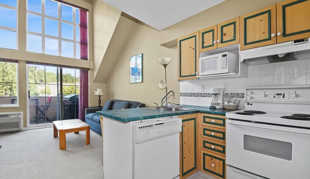Bright Loft - 318
