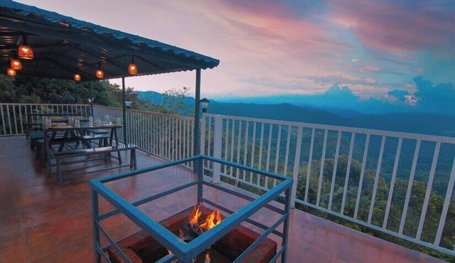Bright Meadow Dam View Resort