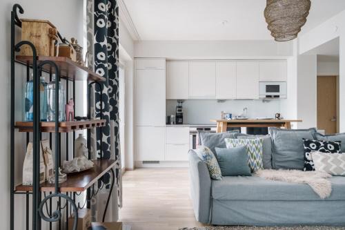 Bright & Modern 1BR in Mall of Tripla