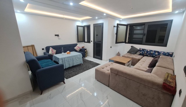 Bright, modern apartment in Harhoura - 7 minutes from the beach