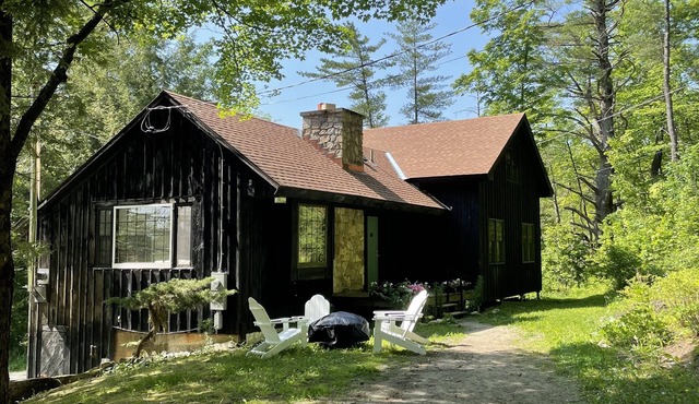 Bright Modern Secluded Vermont Home: Fish Pond + Trails, 5 Mins to Williamstown