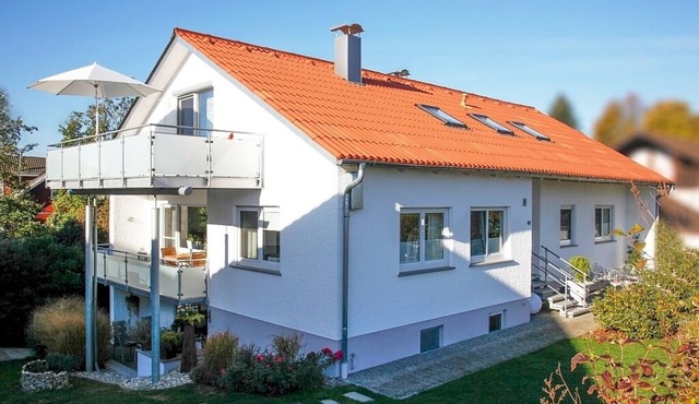 Bright modern vacation apartment - apartment with balcony - surrounded by beautiful nature