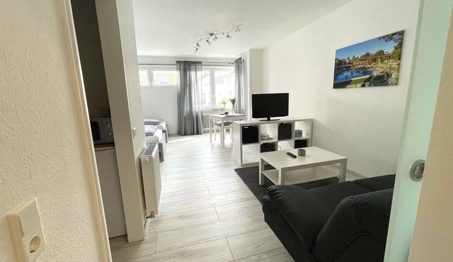Bright non-smoking vacation apartment (38sqm) with central location