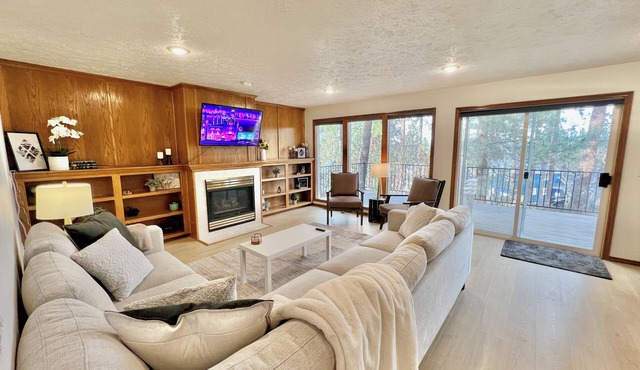 Bright & Peaceful Home - Workspace - Hiking Trails