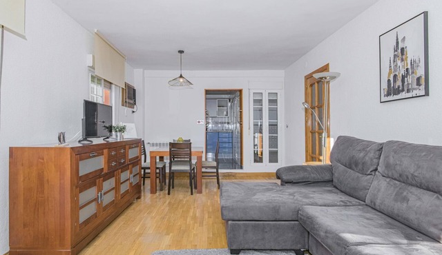 Bright penthouse in Granada, 2 bedrooms, equipped kitchen, terrace