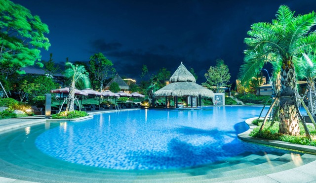 Bright QiandaoLake Resort