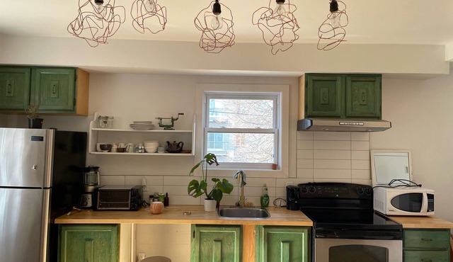 Bright, quiet apartment