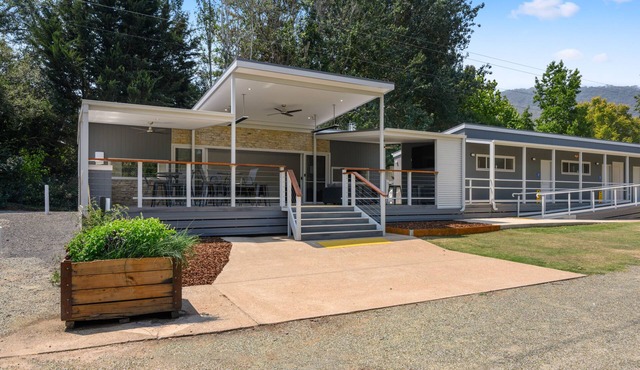 Bright Riverside Holiday Park