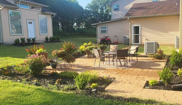 Bright & Spacious 2-Bedroom Premier Bungalow at Ballards by The Lake