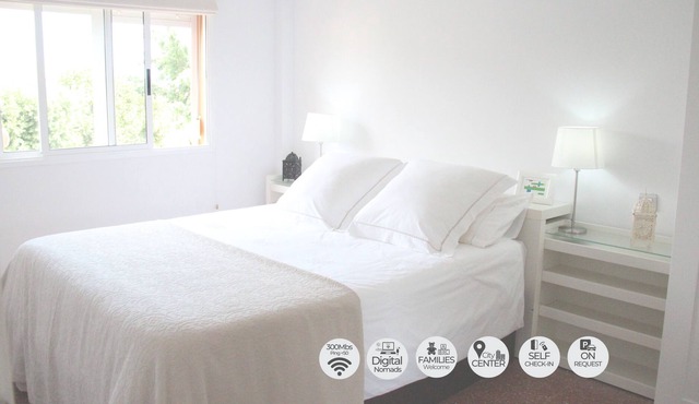 Bright & Spacious Apartment Digital Nomads Families Full Kitchen Parking