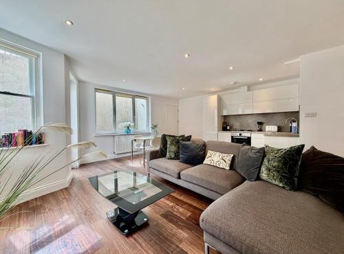 Bright & Spacious Private 1BR in Elephant & Castle