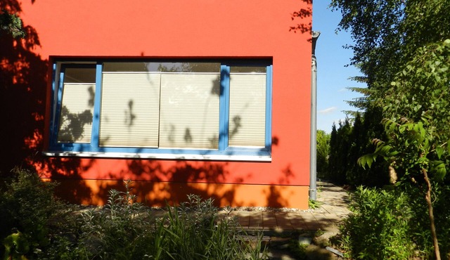 Bright studio apartment, located in the middle of many small lakes