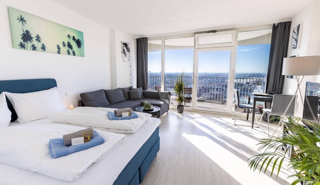 ☆BRIGHT: Stunning Views ☆ Augsburg Center|Luxury|Congress + Balcony