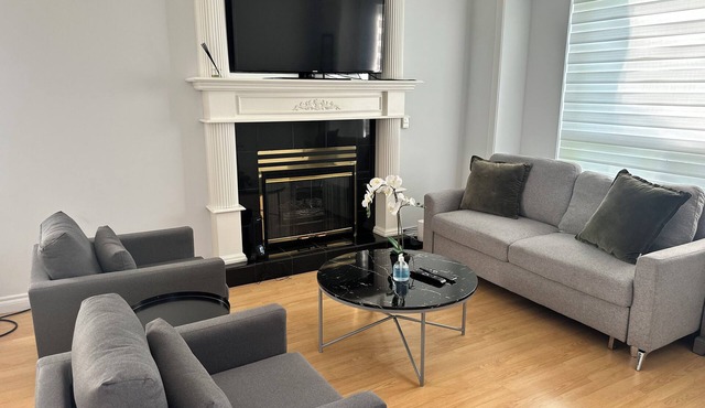 Bright & updated home near Burnaby