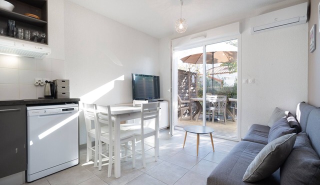 Bright villa 4 ppl, garden, close to the sea
