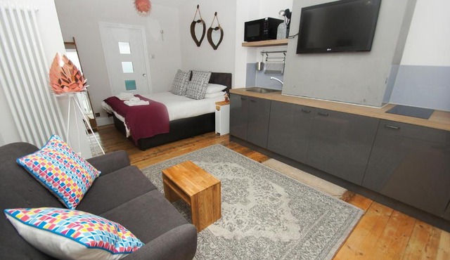 Brighton Abode - by Brighton Holiday Lets