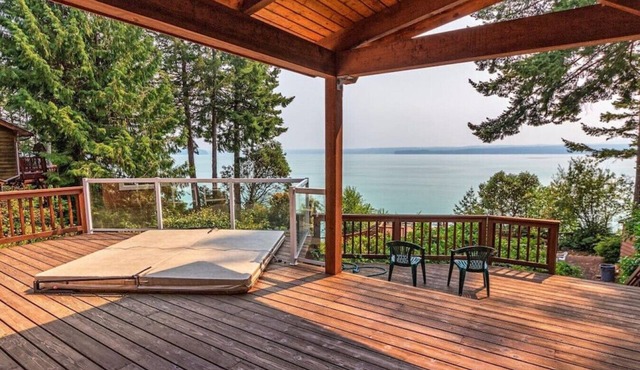 Brinnon · View/Sauna/Massage Chair/Oysters on the Water