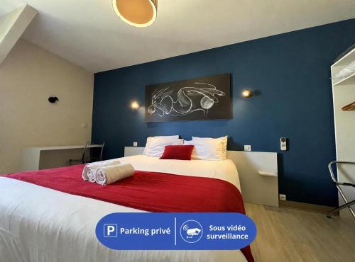 Brit Hotel du Parc Niort Centre-Parking gratuit