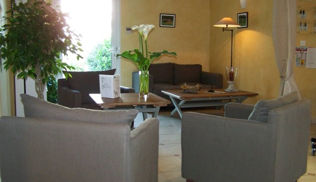 Brit Hotel Du Perche